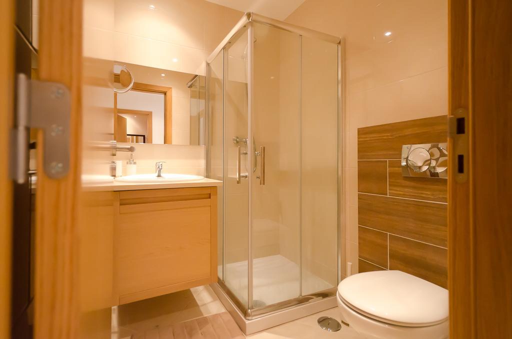 Modern 2 Bed Apartment 5Km Carvoeiro Lagoa  Eksteriør billede